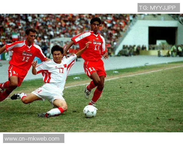 中国对阿曼比赛结果揭晓精彩瞬间回顾与分析 中国对阿曼比赛结果揭晓精彩瞬间回顾与分析